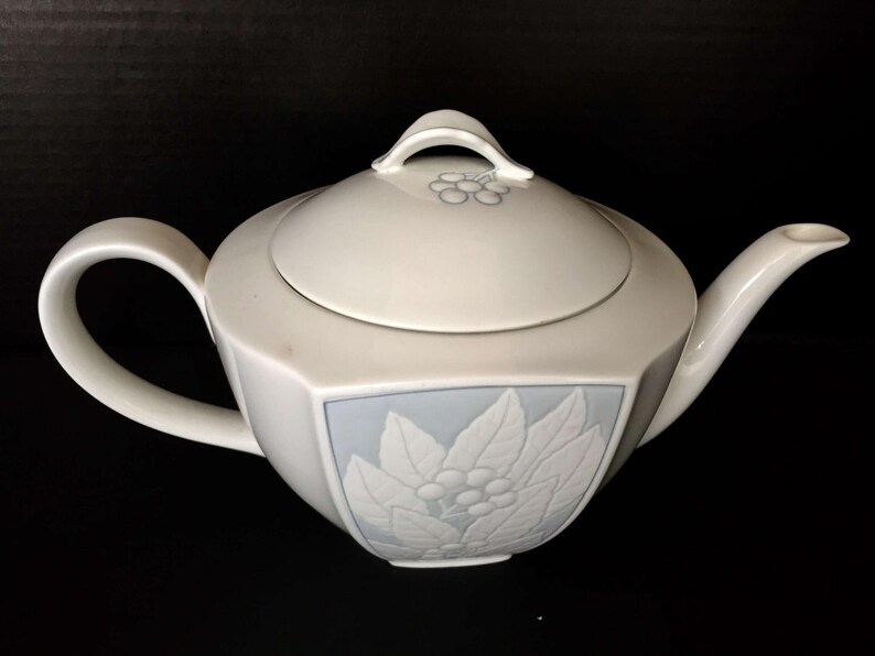 VILLEROY & BOCH, HEINRICH Blue Elegance Tea Pot and Milk Pitcher Etsy