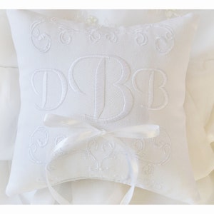 Custom Monogram Ring Bearer Pillow – Personalized Embroidered Wedding Ring Pillow, White Cotton Keepsake Cushion (R6)