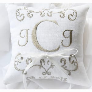 Personalized Ring bearer pillow , Linen personalized ring pillow , wedding ring pillow, Custom embroidered ring bearer pillow (R6)