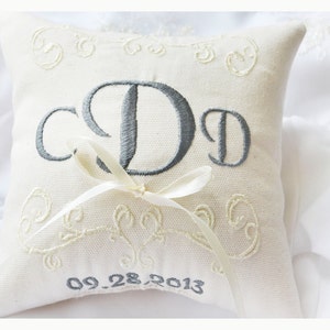 Ring bearer pillow, wedding ring pillow , Monogrammed ring pillow , Custom embroidered ring bearer pillow (R6)