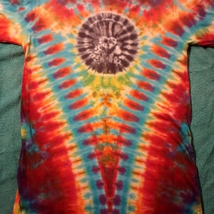 539 - Small tie-dye long sleeve shirt