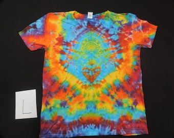 03 Large Vneck tiedye