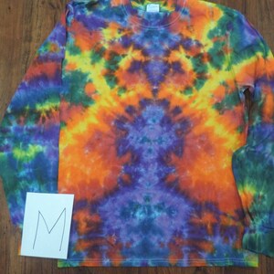 017 Medium tie-dye long sleeve shirt