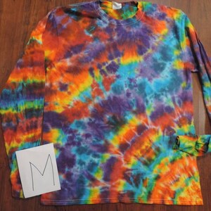 028 Medium tie-dye long sleeve shirt