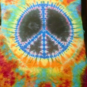 524 - 3XL Peace Sign  long sleeve tie-dye shirt