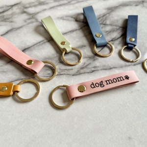 Custom Leatherette Keychain | Engraved Leatherette Keychain | Engraved Dog Mom Keychain | Monogram Keychain | Key Fob | Custom Key Loop