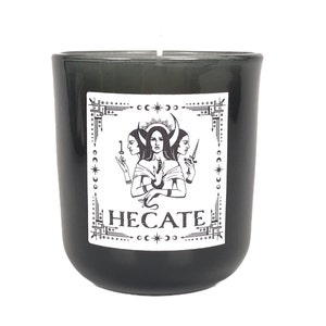 Świeca zapachowa, Hekate Hekate, Cedr, Skóra, Tytoń, Paczula i Kadzidło, Czarodziejska, Zaklęcia, Medytacja, Rytuały, Duża świeca wotywna