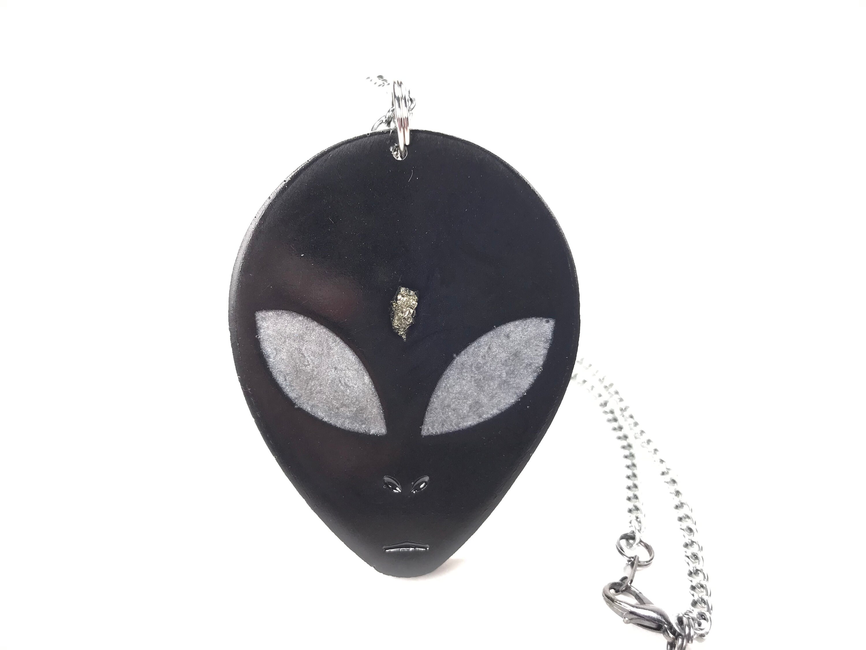 Orgonite Necklace Sted Alien Orgone Generator Pendant Chain Iron Powder Quartz Pyrite Third Eye Ufo Pleiadian