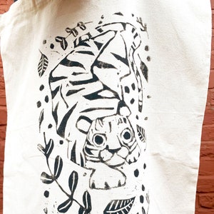 Lino Hand Printed Tiger Tote Bag image 7