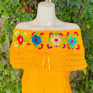 Off the Shoulder Blouse colorful Hand Embroidered Flowers Yellow Summer-BOHO-Hippie-Frida Kahlo-Fiesta Birthday Party Outfit-Costume Festive