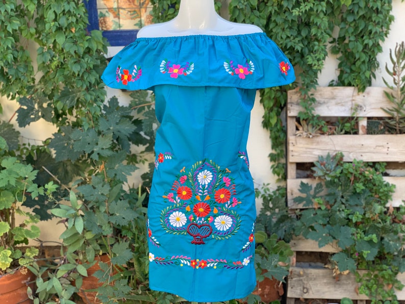 Off the Shoulder Dress with colorful Machine Embroidered Flowers White Summer-BOHO-Hippie-Frida Kahlo style-Fiesta Birthday Party Outfit Art