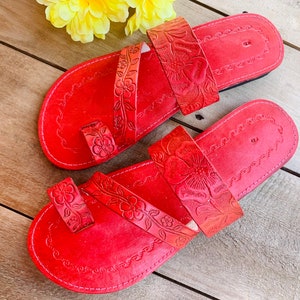 Red Leather Sandals Woman Mexican Shoes Vintage Style 1970s-Floral-Flip Flops-Hippie-BOHO-Tribal-Shoes-Summer-Handmade Sandals-Huaraches