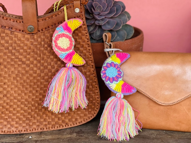 Indian Elephant Monkeys Peacock Cow Exotic Flowers Leaves Feathers Womens Bag Shoulder Tote handbag Zipper Purse Top-handle Zip Bags Indian Elephant Monkeys Peacock Cow Exotic Flowers Leaves Feathers Womens Bag Shoulder Tote handbag Zipper Purse Top-handle Zip Bags
