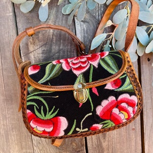 Petit bestickte handgefertigte Tasche aus echtem Leder, Umhängetasche, gestempelt, verziert, BOHO, Boho, Strand, Mode, Hipster, Fiesta, Geschenkideen