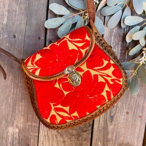 Petit bestickte handgemachte echte Ledertasche Geldbörse Crossbody Stamped Verschönerte BOHO Boho Beach Fashion Hipster Fiesta Geschenkideen
