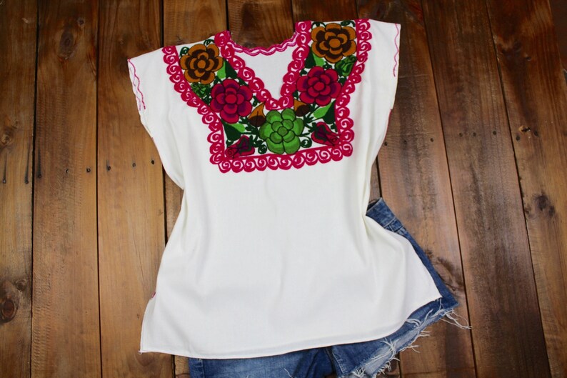 Traditional Embroidered Multicolor Flower Mexican Huipil 100/% Cotton-White-BOHO-Hippie-Frida Kahlo-Fiesta Birthday Outfit-Wedding Top-Blouse
