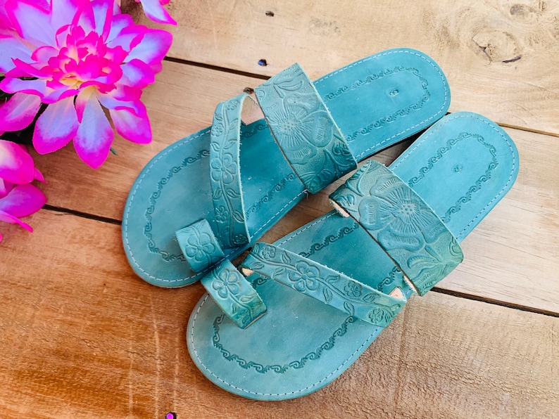 Teal Leather Sandals Woman Mexican Shoes Vintage Style 1970s-Floral-Flip Flops-Hippie-BOHO-Tribal-Shoes-Summer-Handmade Sandals-Huaraches image 9