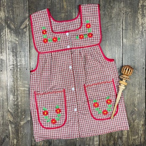 La Chacha Apron Traditional Hand Embroidered with Pocket Food Fiesta Dinner-Holiday-Frida Kahlo Anniversary Mexicana Mother Abuelita Gift