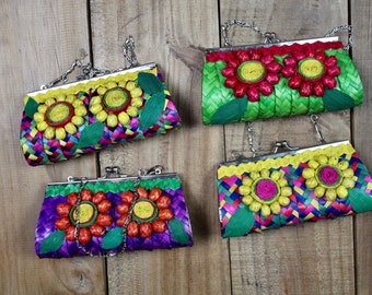 Hand Woven Clutch-Flower-Handmade-Gift Ideas-Mexican Pouch-Cartera-Boho-Trendy Accessories-Gypsy-Frida Kahlo-Palm Leaf-Unique-Folk Art