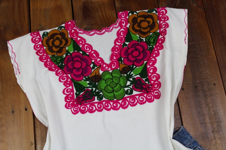 Traditional Embroidered Multicolor Flower Mexican Huipil 100/% Cotton-White-BOHO-Hippie-Frida Kahlo-Fiesta Birthday Outfit-Wedding Top-Blouse