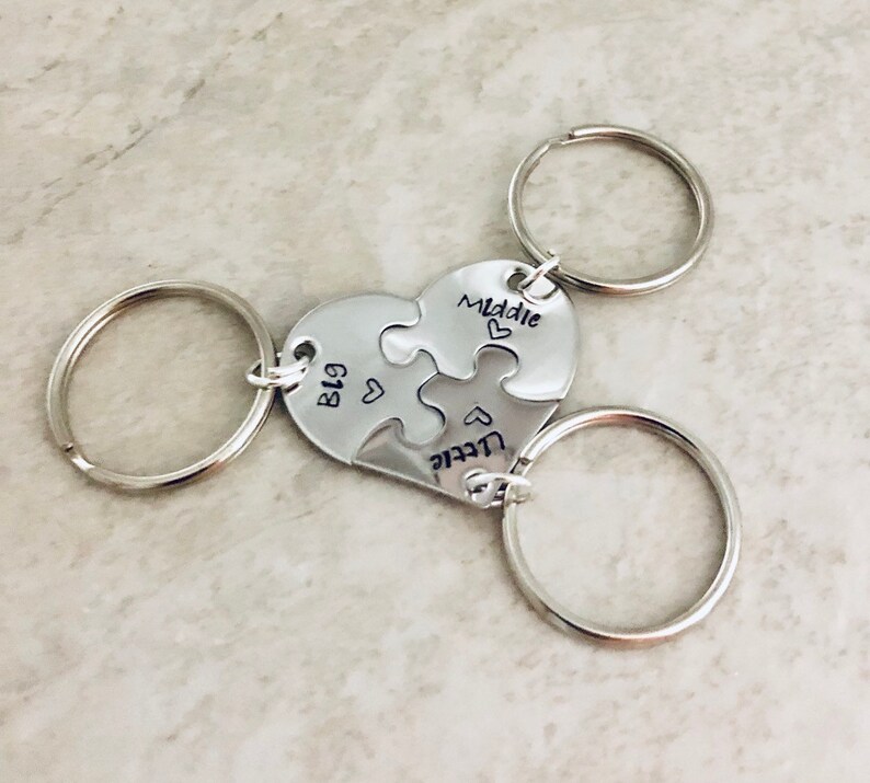 Personalized sister set sister keychains sister necklaces big middle little sister custom monogrammed set engraved personalized sister gift