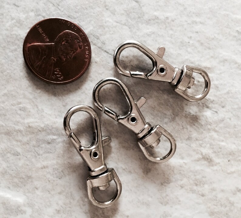 Hand stamped dad mom grandpa grandma mommy family keychain with stick figure kids personalized