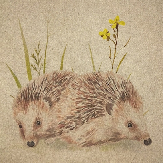 Cotton Rich Linen Look Fabric Hedgehog Flower Or Panel Upholstery