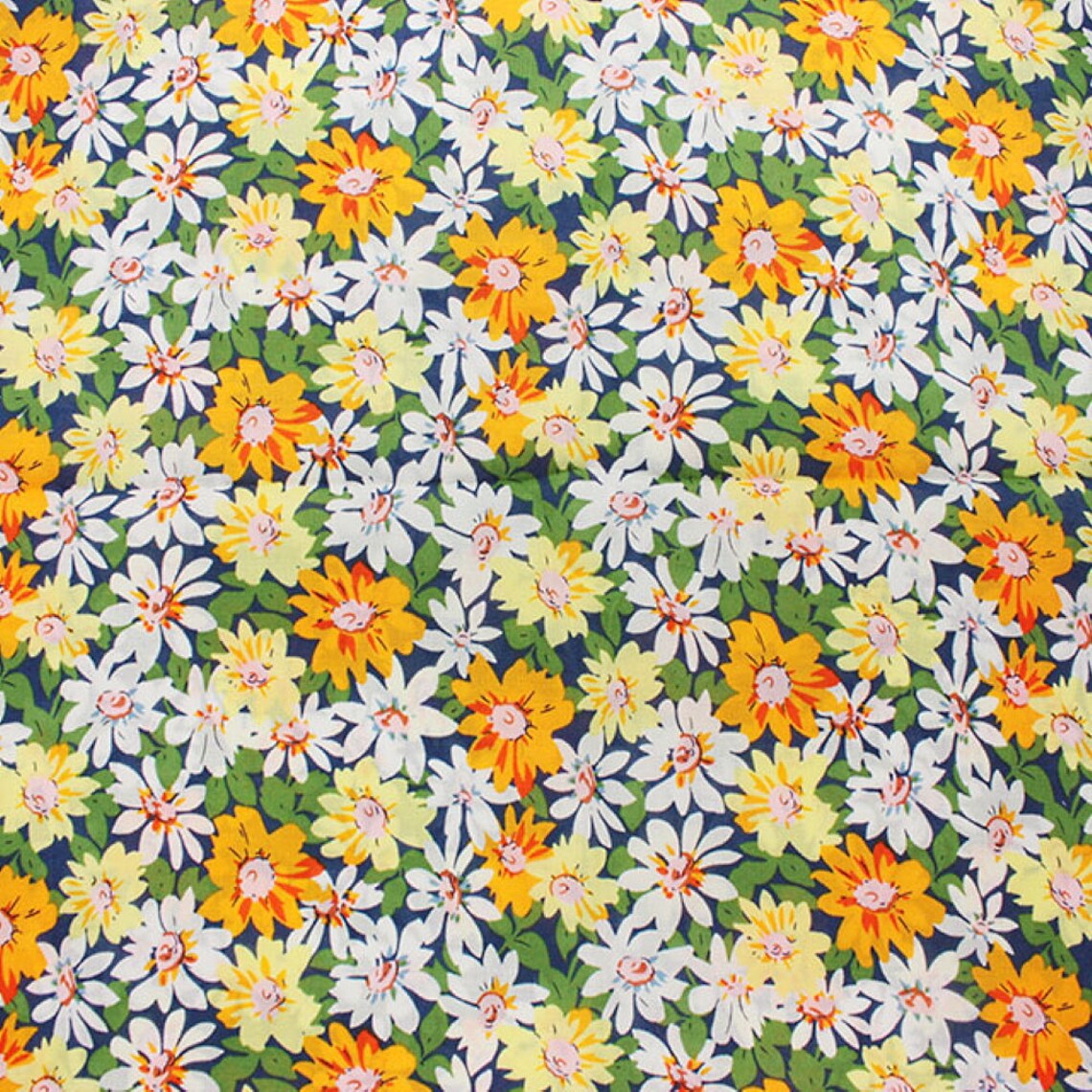 100 Cotton Lawn Fabric Daisy Fields Floral Flower Garden Etsy UK