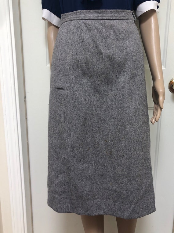 Vintage 1980’s Jaeger Gray Wool Wrap Skirt Preppy 