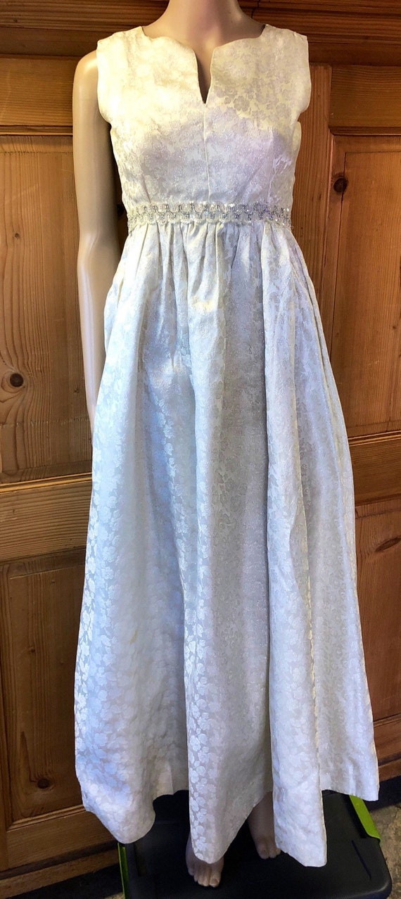 Vintage 60s White Sleeveless Maxi Dress | Shimmeri
