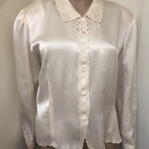 Vintage Peony Ivory 100% Pure Silk Hand Embroidered Lace Blouse Top Size 40 Med Lg