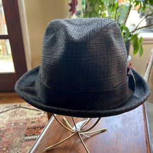 Dapper Vintage 50s 60s Stetson Wool Tweed Plaid Fedora Hat w/ Feather 7 3/8