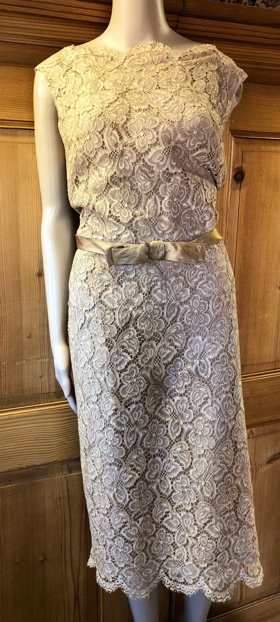 Elegant vintage 60s Neal McClintock Nude Lace Wigg