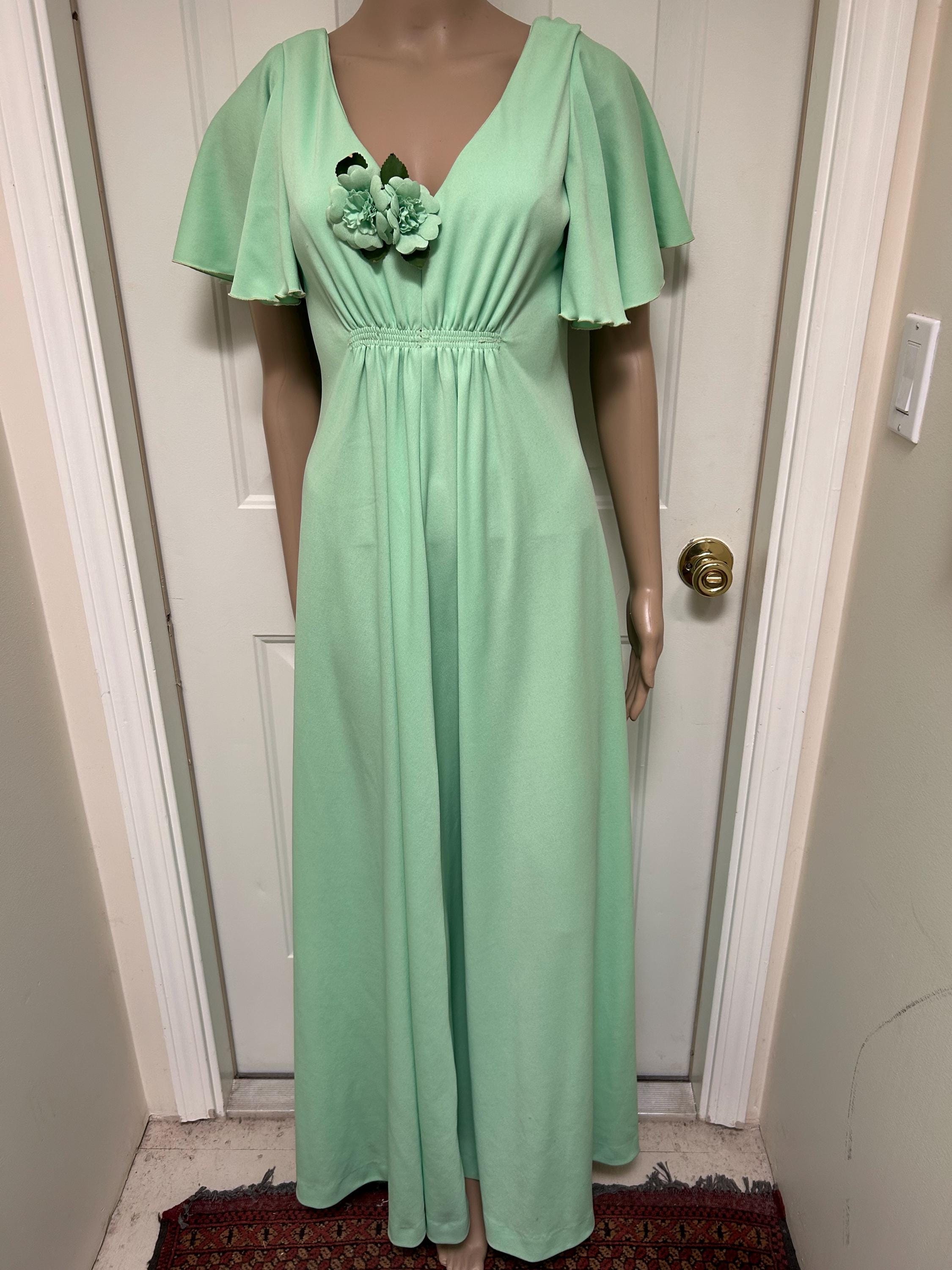 etsy mint green dress Vintage attribute:trend:fruits