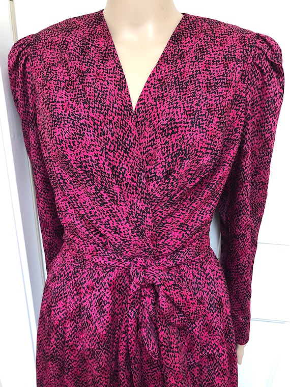 Vintage 1980’s Liz Claiborne Pink & Black Long Sl… - image 3