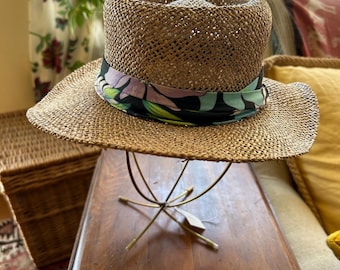 Vintage Casual Straw Fedora Hat with Tropical Floral Band