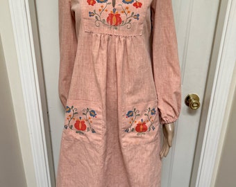 Vintage 1970s Pink Long Sleeve Swedish Scandinavian Floral Print Dress