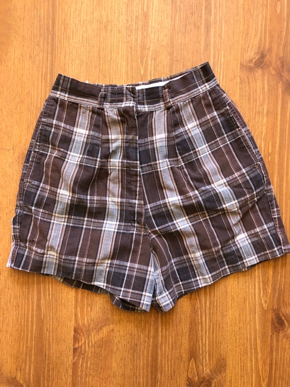 Vintage 1960s Shorts / High Rise Plaid Shorts / 6… - image 1