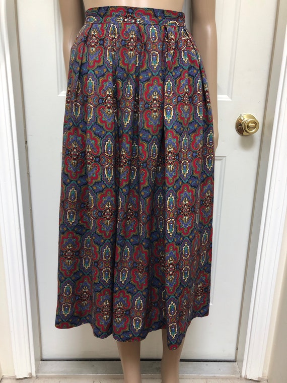 Vintage 1980’s F.A. Chatta Rayon Paisley Pleated M