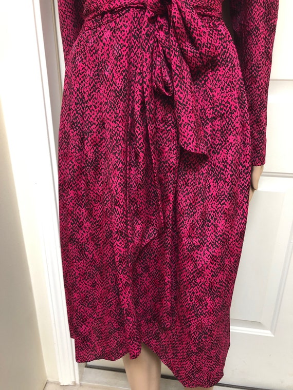 Vintage 1980’s Liz Claiborne Pink & Black Long Sl… - image 4