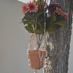 macrame PLANT BEADS SEASHELL hanger holder 32&quot;