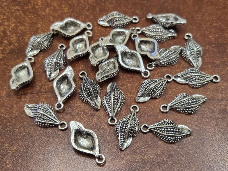25 pcs antique SILVER METAL ALLOY charms (lead, nickel, & cadmium free) image 3