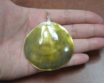 brown GOLDEN mother of PEARL shell Pendant