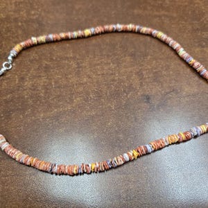 Kolorowy naszyjnik z pektyny nobilis falisty HEISHI 18&quot;