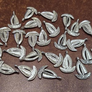 25 pcs antique SILVER METAL ALLOY charms (lead, nickel, & cadmium free) image 9