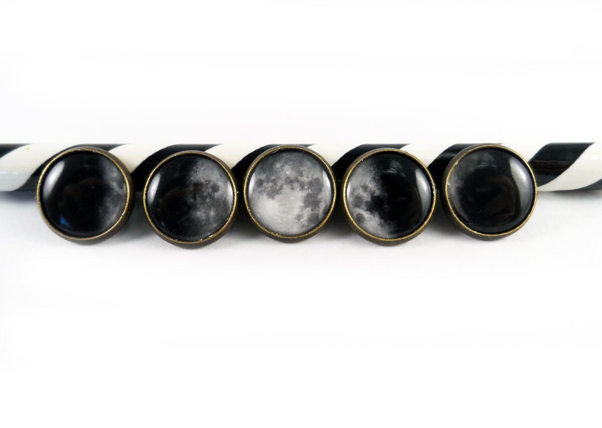 Moon Phase Button Set (5)