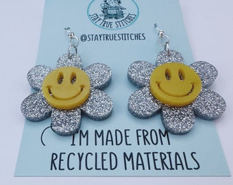 Flower smiley silver glitter acrylic laser cut hoop / ear wire earrings Y2K