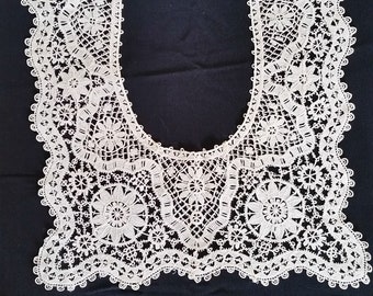 Large VINTAGE LACE YOKE - Ecru Cotton