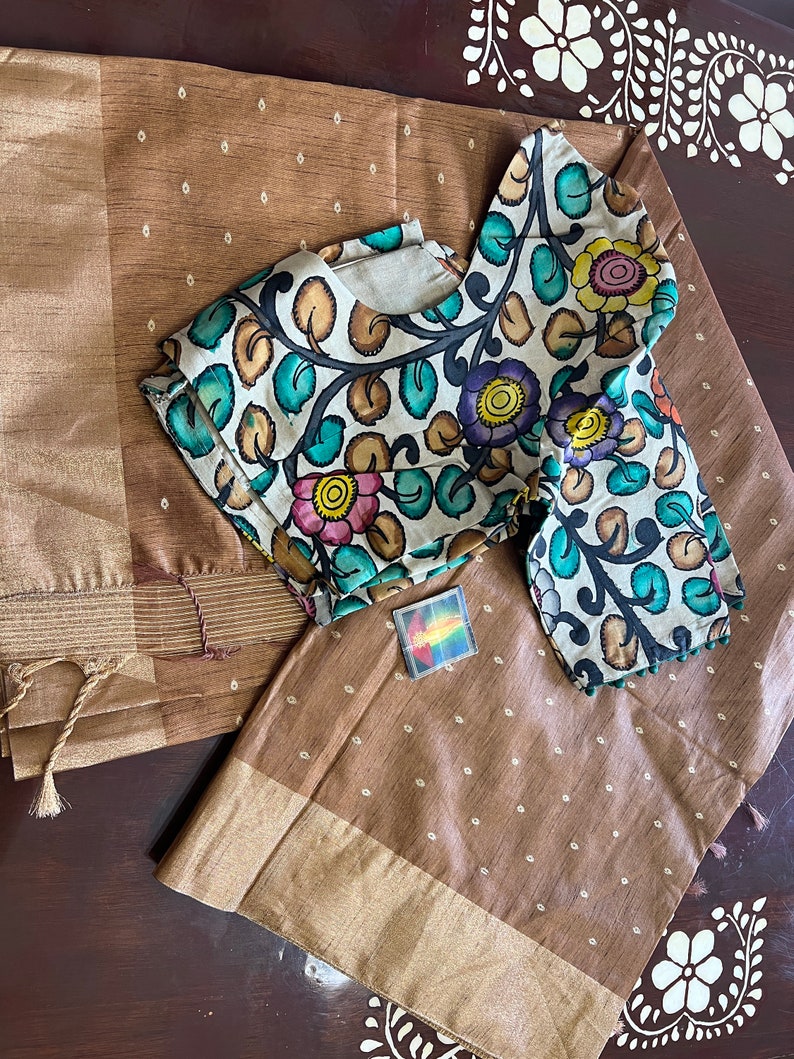 Women's Tussar Silk Lavendar Digital Print Designer Saree With Blouse Piece main image 0