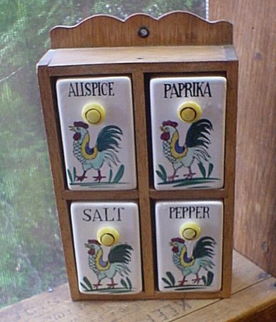 RARE 1950's Rooster Spice Rack Set-vintage Kitchen-spices-vintage